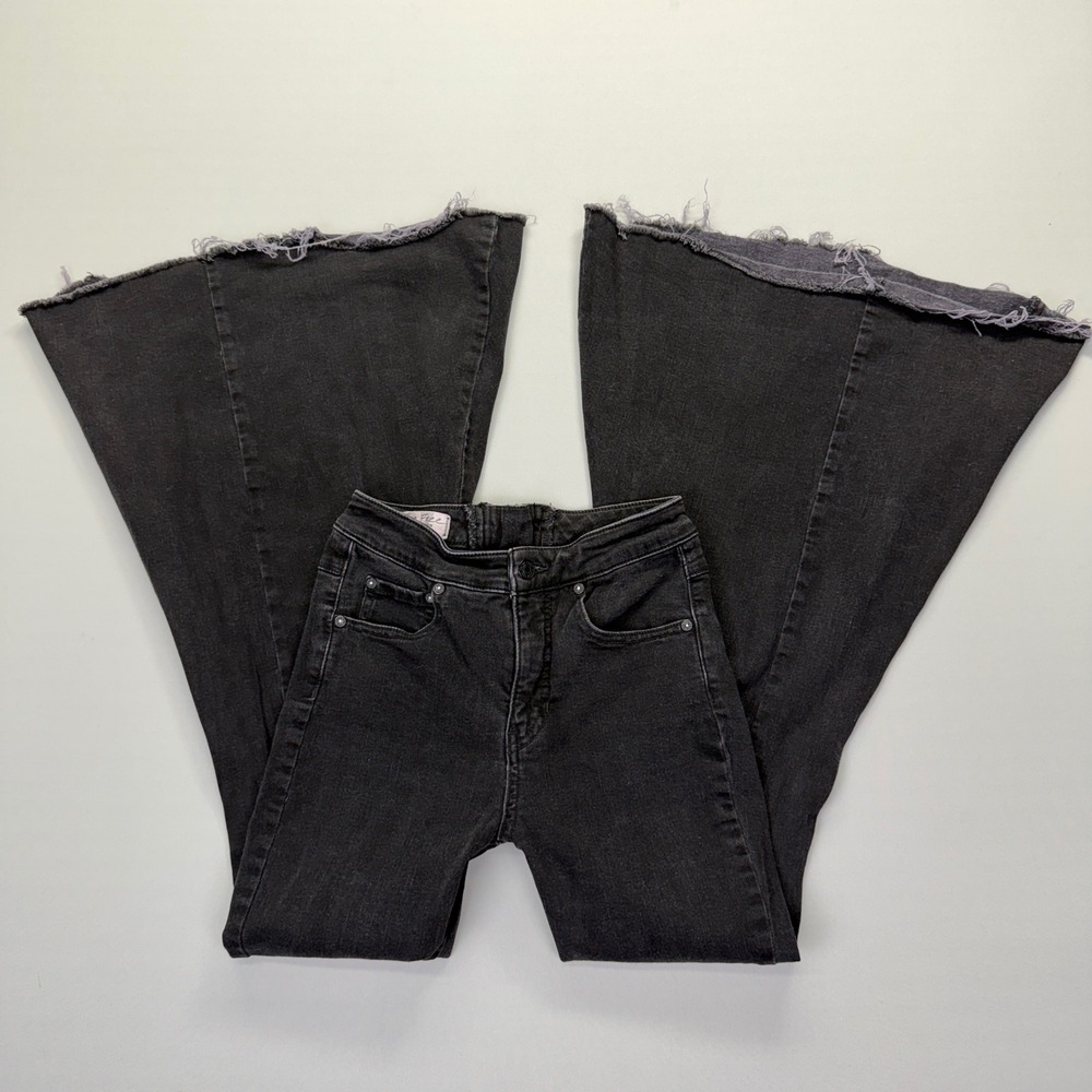 Free People We The Free CRVY Just Float On Flare Jeans 27 BLK Lace Up Back Boho